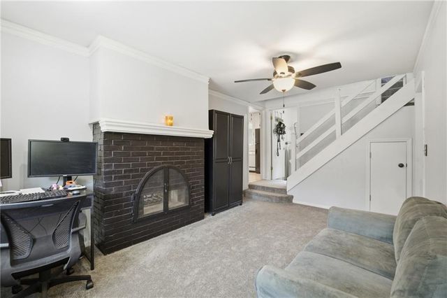 511 E 92nd Street, Kansas City, MO 64131