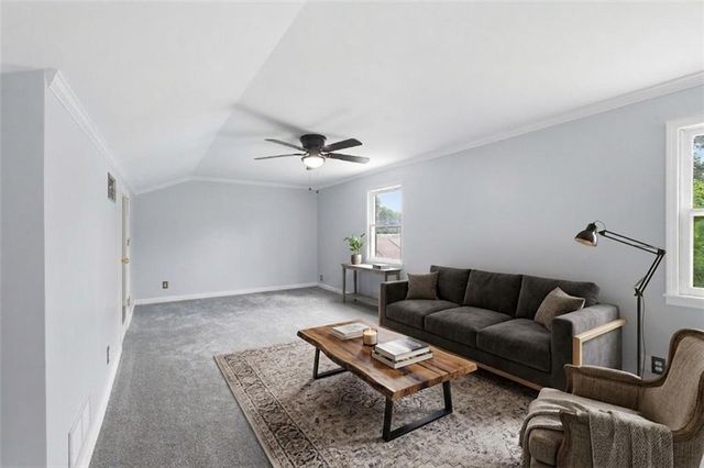 511 E 92nd Street, Kansas City, MO 64131
