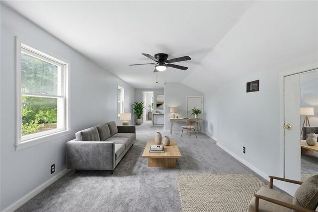 511 E 92nd Street, Kansas City, MO 64131