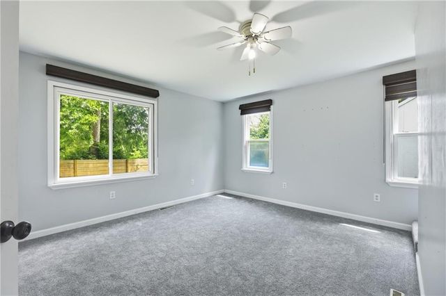 511 E 92nd Street, Kansas City, MO 64131