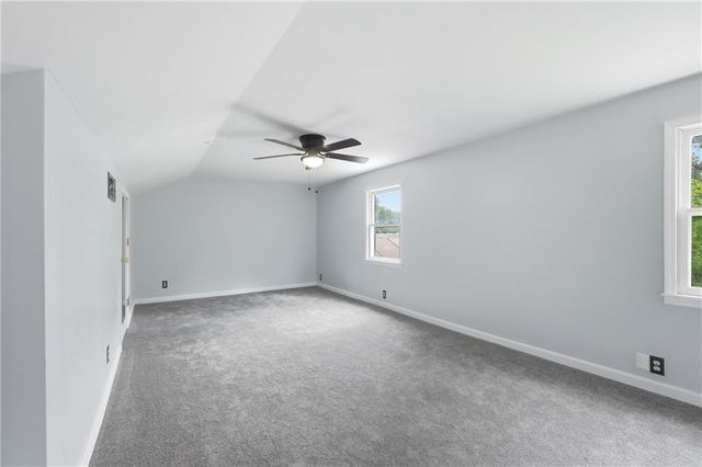 511 E 92nd Street, Kansas City, MO 64131