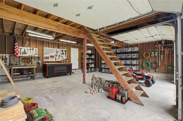 511 E 92nd Street, Kansas City, MO 64131