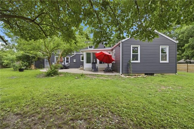 511 E 92nd Street, Kansas City, MO 64131