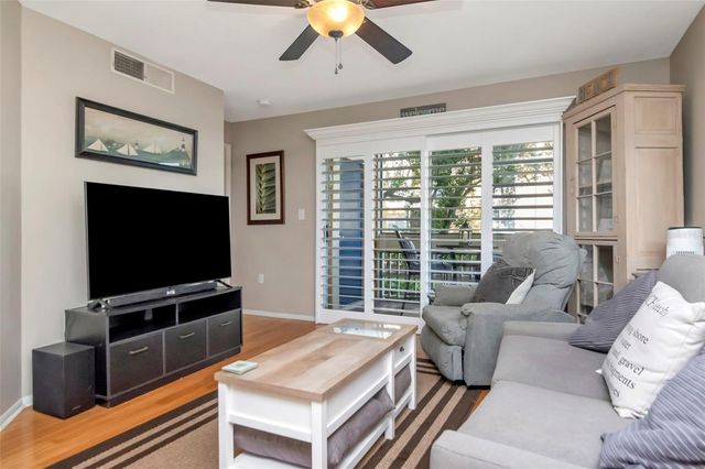 115 112TH AVENUE NE 803, St Petersburg, FL 33716