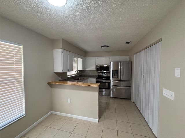 4519 HIGHLAND LANE, Lakeland, FL 33813