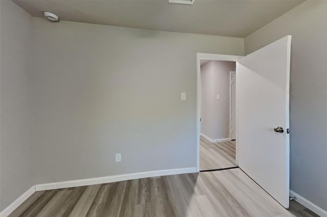 1618 Live Oak Hollow Street, Pearland, TX 77581