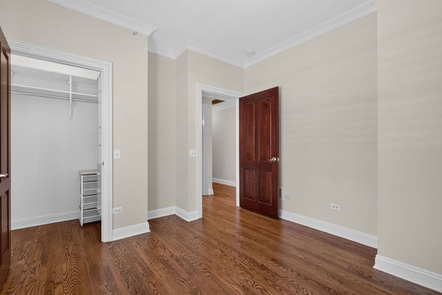 107 S Grant Street 102, Hinsdale, IL 60521