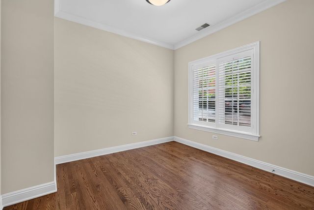 107 S Grant Street 102, Hinsdale, IL 60521
