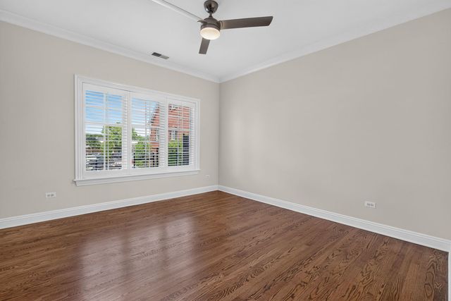 107 S Grant Street 102, Hinsdale, IL 60521
