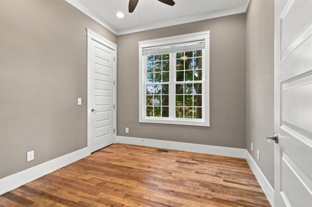 1814B Elliott Ave, Nashville, TN 37203