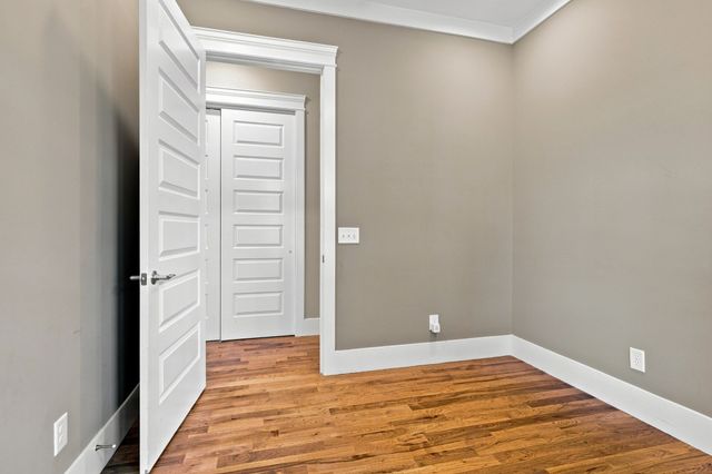 1814B Elliott Ave, Nashville, TN 37203