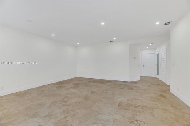 6538 Via Regina 9, Boca Raton, FL 33433