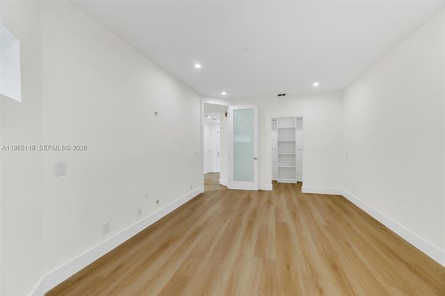 6538 Via Regina 9, Boca Raton, FL 33433