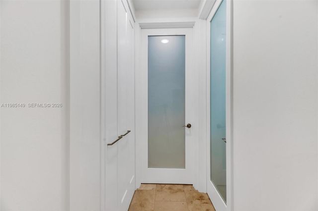 6538 Via Regina 9, Boca Raton, FL 33433