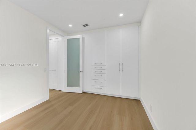 6538 Via Regina 9, Boca Raton, FL 33433