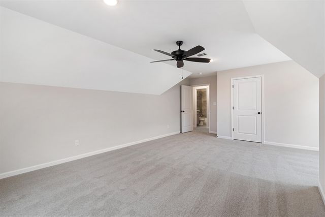 60 SUGALINA VALLEY DR, Oakland, TN 38060