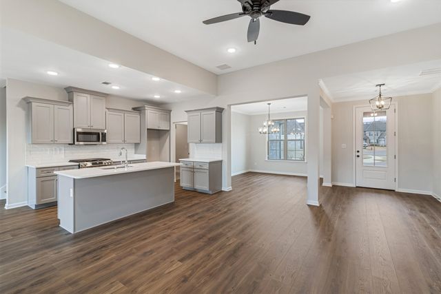 60 SUGALINA VALLEY DR, Oakland, TN 38060