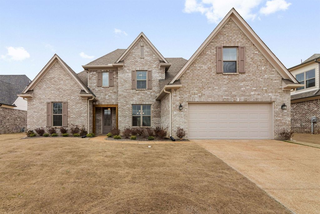 60 SUGALINA VALLEY DR, Oakland, TN 38060