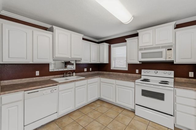 5 Bridgefield Ct., Hattiesburg, MS 39402