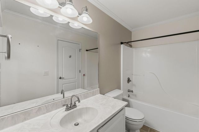 5 Bridgefield Ct., Hattiesburg, MS 39402