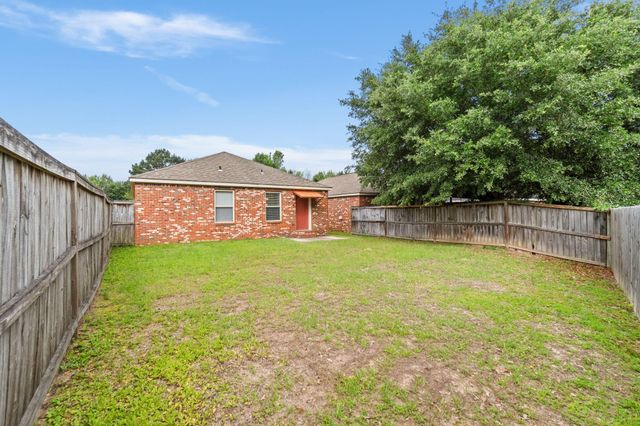 5 Bridgefield Ct., Hattiesburg, MS 39402