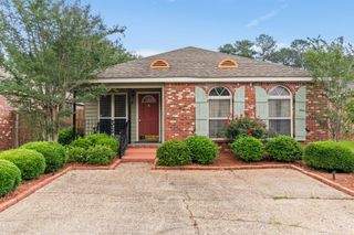 5 Bridgefield Ct., Hattiesburg, MS 39402