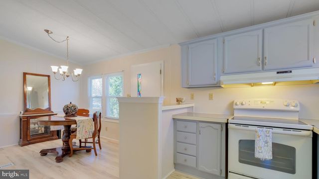 788 CHESTNUT DR, North Wales, PA 19454