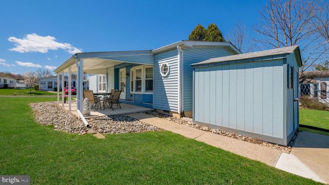 788 CHESTNUT DR, North Wales, PA 19454