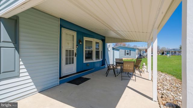 788 CHESTNUT DR, North Wales, PA 19454