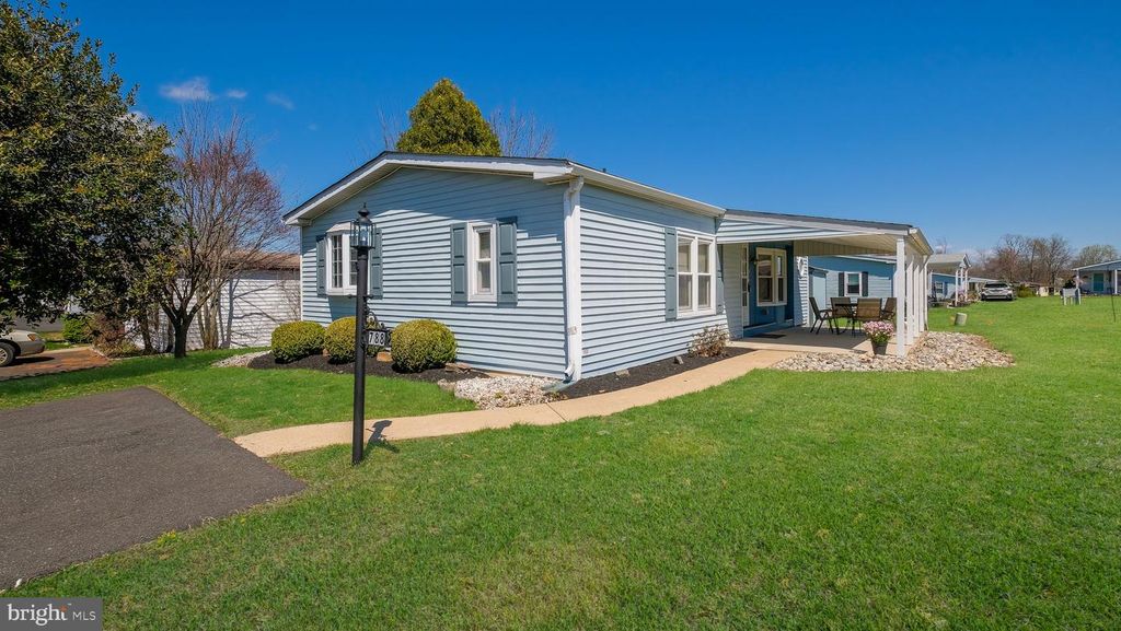 788 CHESTNUT DR, North Wales, PA 19454