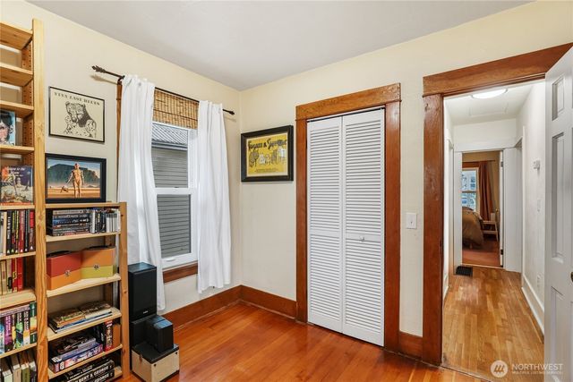 1939 Gregory Way, Bremerton, WA 98337