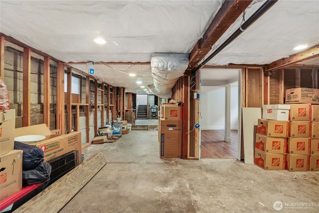 1939 Gregory Way, Bremerton, WA 98337