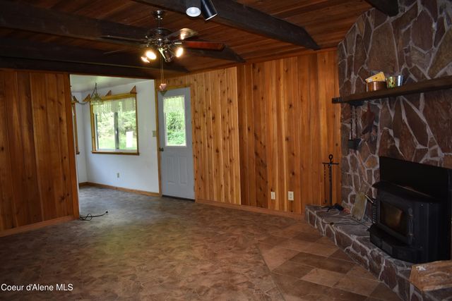 506 Bearfoot Hollow, Sandpoint, ID 83864
