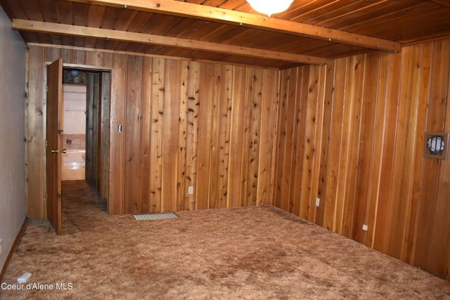 506 Bearfoot Hollow, Sandpoint, ID 83864