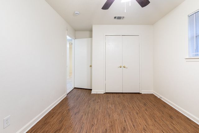 756 E Pecan Street 762, Hurst, TX 76053