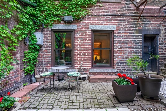 17 Grove Street 1, Boston, MA 02114