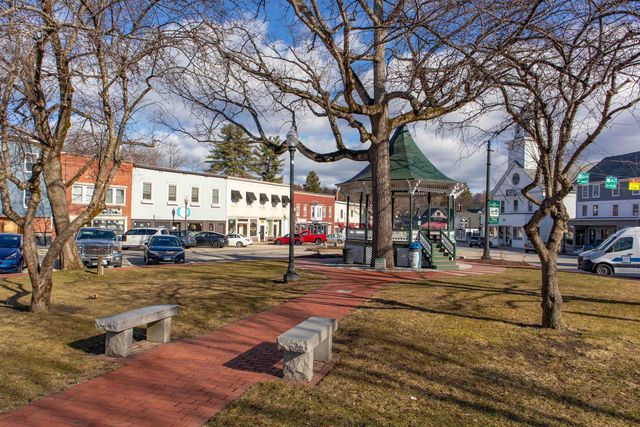 111 Union Square, Milford, NH 03055