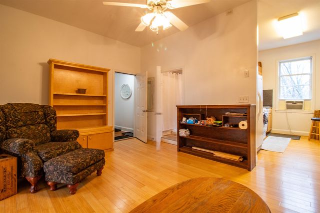 111 Union Square, Milford, NH 03055