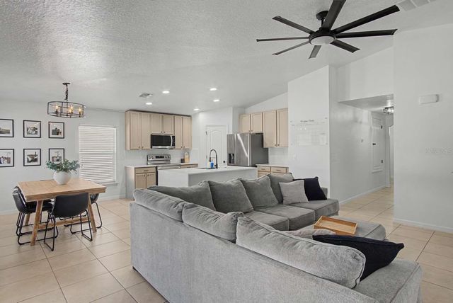 10502 BULL GRASS DRIVE, Orlando, FL 32825