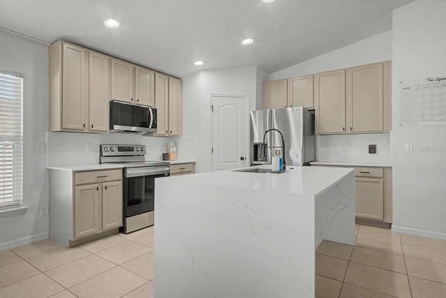 10502 BULL GRASS DRIVE, Orlando, FL 32825