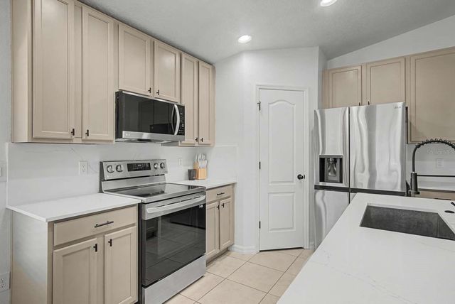 10502 BULL GRASS DRIVE, Orlando, FL 32825