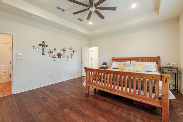 1085 Walking Horse Drive, Stephenville, TX 76401