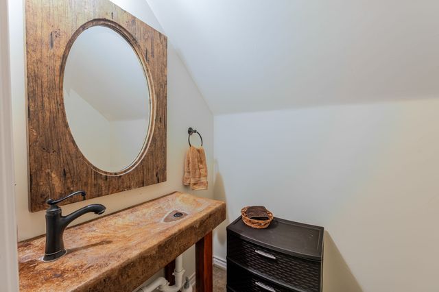 1085 Walking Horse Drive, Stephenville, TX 76401