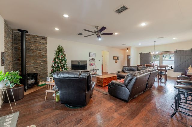 1085 Walking Horse Drive, Stephenville, TX 76401