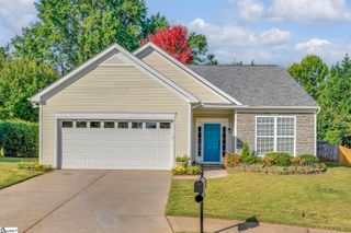 15 Coulter Court, Greer, SC 29650