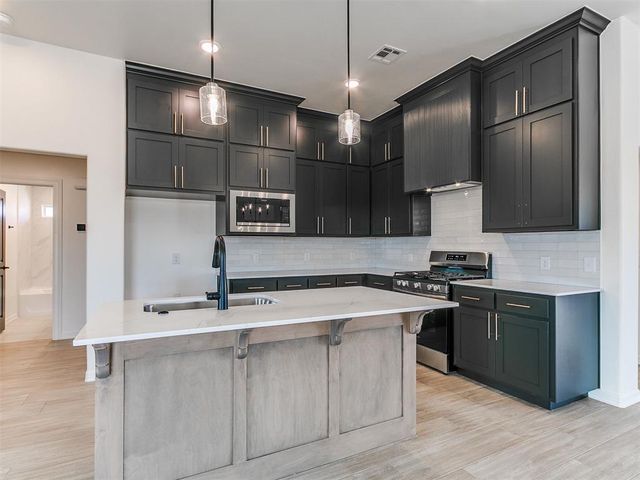 12005 NW 120th Street, Yukon, OK 73099