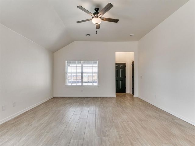 12005 NW 120th Street, Yukon, OK 73099