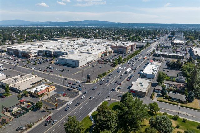 306 E Weile Ave, Spokane, WA 99208