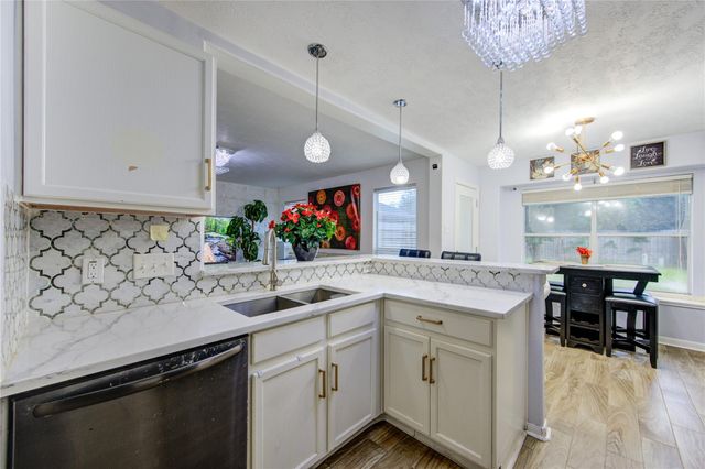 19334 Strathmore Place Lane, Katy, TX 77449