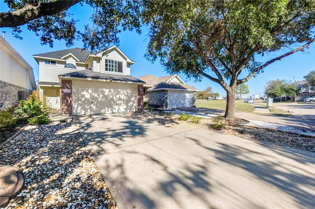 19334 Strathmore Place Lane, Katy, TX 77449
